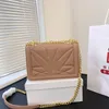 Crossbody Flap Bag Handbag Designer Luxury med med ikonisk signatur och fin överdrivning