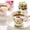 Tassen Untertassen Bone China Kaffeetasse Porzellan Keramik Kreative Tee Untertasse Löffel Set Espresso Royal Geschenk Tasse Party Drink EE50BD