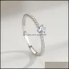 Кольца полосы 925 стерлингов Sier Simple Ring Round Clear Zircon Women Fashion для свадебных ювелирных изделий 20220301