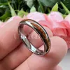 Anéis de casamento Jeia única 4mm Mulheres tungsten Nature Wood Inaly Drop Drop Drop Wholesale Silver Fashion Engagement Band