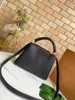 2023 Classic Designer Tote Shoulder Bag Tote Lady's Favorite Shopping Bag Makeup Diagonal Cross M48870