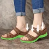 S Frauen Mode Flops Flip Wedge Pantoffeln Sandalen Absatz mehrfarbig gesticktes Slip auf atmungsaktiven weiblichen Retro -Schuhen Flop Schuh 855 pro Lippenhacken Hoe