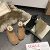2023 Ultra Mini Boot Platform Angle Sur Boots Дизайнер Женщина Пушистый мул зимний теплый пинеток House Shoes