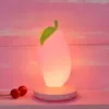 Nattljus Kreativa mangoformade små ljus USB -laddning LED för barn Fruit Lamp