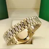 L'orologio da donna automatico di moda classica di design di lusso con vetro zaffiro colorato da 36 mm a forma di diamante al centro è un fav264N