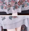 カジュアルドレス春秋の女性服vネックレースパッチワーク刺繍花灰色のドレス女性5xlハイウエスト