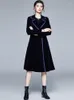 Women's Trench Coats 2023 Winter Runway Designer Women Vintage Notched Collar Wrap Black Velvet Coat Thick Warm Long Outwear A045