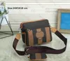 hot Handbags Men Leather TRIO Messenger Bags Luxury Shoulder Bag Make up Bag Designer Handbag Tote Waist Bags Men Women Briefcases