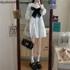 Sıradan elbiseler Japon harajuku bahar sonbahar kadınlar beyaz mini elbise v boyun yay yüksek bel parti puf kolu fırfırlar lolita katman