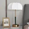 Lampy stołowe kreatywne lampy w stylu europejskim nowoczesne minimalistyczne lekkie luksusowe studium sypialnia sypialnia nocna LED 2023