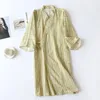 エスニック服の着物yightgownコットンパジャマの女性男性日本のユカタストライプ印刷カップ