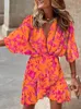 Robes décontractées Femme Streetwear Vintage Robe d'impression Femmes V Cou Sexy Batwing Manches Mini 2023 Printemps Automne Fête Courte RobeCasual