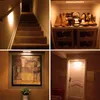 Luz LED inalámbrica para debajo del gabinete, lámpara de armario con Sensor de movimiento, luz nocturna de pared alimentada por batería para cocina, 10 LED