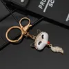 Keychains 합금 회화 기름 상감 라인 스톤 리틀 키 체인 한국어 버전의 숙녀 가방 자동차 창조적 인 펜던트 PORTE CLEFKEYCHAINS KEYCHAI