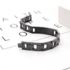 Bangle European och American Fashion Creative Cross-Bider Armband English Bible Cross Hand Jewelry Men's Black Magnet