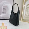 Diseñador Armpit Bag Hobo Shop Bolsos Crossbody Hombro Tote Bolsos Mujer Bolsos Cuero Genuino Moda Carta Oro Hardware Hebilla Señora Lujo Monedero Bolsillo con cremallera