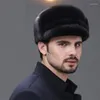 BERETS 2023 Russian Bomber Cap في الهواء الطلق قبعة أذن دافئة للرجال أغطية تزلج شتوية عالمية للرجال القبعات السميكة