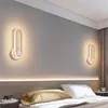 Wandlampen Noordelijke moderne LED -lamp Indoor IJzeren Roteren SCONCE FICUTE Woonkamer Bedroom Bedroom Licht Licht Home Decor Luminaria