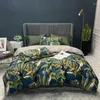 Set di biancheria da letto in tessuto di sfondo blu scuro con piante tropicali verdi e lenzuola con stampa di uccelli tucano 4 pezzi in raso di lino in cotone egiziano