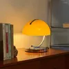 Table Lamps Vintage Pudding Lamp Korean Bedroom Ins Wind Nordic Modern Minimalist Bedside Medieval Bauhaus Desk Lighting Decorar