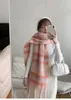 Halsdukar 2023 vinter kashmir tjock rutig termisk kvinnors färg halsduk sjal varm wrap filt europeisk höst och wint
