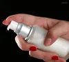 Butelki do przechowywania 20 ml 30 ml 50 ml lukrow szklana butelka kosmetyczna opakowanie płyny sprayowe pompka Szybka SN2961