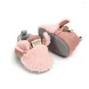 First Walkers Infant Baby Boys Girls Slipper Stay on Non Slip Sole Sole Born Born Borndies Toddler Walker Crib House Shoes من 0 إلى 18 شهرًا
