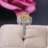 Fedi nuziali Anello da donna con strass quadrati di alta qualità Bicolore Grande colore argento con gioielli in zircone Accessori moda