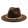 Wide Brim Hats Fedora Hat With Chain 2023 Explosion Panama British Style Metal Belt Retro Men And Women Jazz Felt