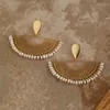 Boucles D'oreilles Goujons Perle De Riz Pétoncle Femme Tendance Mode Évidée