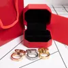 Projektant Love Pierścień Women Full Diamond Band Pierścienie tytanowe stal biżuteria luksusowy złota róża srebrne prezenty dla kobiet akcesoria 5 mm 11 mm