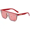 Blomslins solglasögon med brevdesigner Brand Sun Glasses Women Män unisex resande solglasögon svart grå strand adumbral 10a 5a