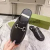 Slippare Designer Slipare Mens Flat Mules äkta lädersandaler Luxury Casual Shoes Half Drag Metal Chain Shoe Cowhide Slipper No381 T2301305