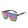 Blomslins solglasögon med brevdesigner Brand Sun Glasses Women Män unisex resande solglasögon svart grå strand adumbral 10a 5a