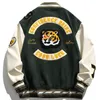 Мужские куртки мужская университетская буква милый тигр графическая вышивка сплайсинга хип -хоп.