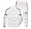 Tute da uomo Completi Tuta da uomo Abbigliamento sportivo Jogger Primavera Tuta da uomo Street Hip Hop Set da 2 pezzi Palestra Fitness Tuta sportiva Abbigliamento da uomo 230130