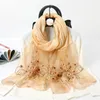 Szaliki 2023 Kobiety jedwabny szalik wełny moda solidna plaża żeńska faulard szale owinięte hafty haftowe wysokiej jakości