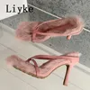 Mode Pluizige Fuzzy Slippers Vrouwen Hoge Hakken Schoenen Herfst Beste Street Look Vrouwtjes Vierkante Open Teen Clip-On Strappy Sandalen 0129