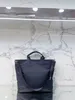 Sac fourre-tout noir à fermeture éclair Sac de créateur de marque co-marqué femmes sac à main de grande capacité sac à provisions sac à bandoulière en nylon sac à bandoulière unique de luxe printemps