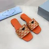 2023 nya broderade tyger Slides Tofflor Svart Beige Flerfärgad Broderi Mules Dam Hem Flip Flops Casual Sandaler Sommar Läder Platt Slide