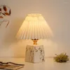 Table Lamps Luxury Plug Ceramic Lamp Vintage Pleated Fabric Chinese Style Night Light For Bedroom Living Room
