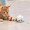 Cat Toys Cats Teaser Ball Wear-resistent roterande 360 ​​graders roterbar LED