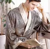 Herren Roben Robe Nachthemd Satin Kimono Bademantel Kleid Lässige Nachtwäsche Plus Size Print Gold Home Dressing 3XL 4XL 5XL 230131