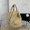 CC-tas Winkelen Vakantie Wind Gras Gevlochten gewatteerde tassen Dames Metaal Hardware Draagbare draagtassen Designer Outdoor Strandtas Schoudertassen Luxe handtassen Sacoche 38x