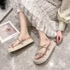 Slippers Summer Women Sandals Non-Slip Flip Flops Flat Beach Shoes Chaussons Pour FemmeSlippers