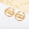 Designer Womens Jewelrys Earrings C 18k Gold Fashion Womens Western Wedding Jewelry Party Festival Ear Ring Studs With Box 2023