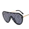 Moda Güneş Gözlüğü Tek Parça Lens Siyah Çerçeve Dekoratif Gözlük Yeni Fabrika Toptan Polarize Güneş Gözlüğü Tasarımcı Lüks Gölgeler UV400