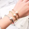 Klassiek roestvrij staal witte parel ronde geometrische vrouw armband minimalistische mode