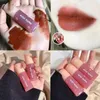 Lipgloss fluweel katoenen poeder garen beperkt vintage rood glazuur mathyticerende lippenstift toont temperament make -up