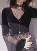 女性用TシャツAltgoth Dark Goth Long Sleeve Tshirt女性セクシーなレースパッチワークフレアVneckショートTシャツストリートウェアブラックボトム230130